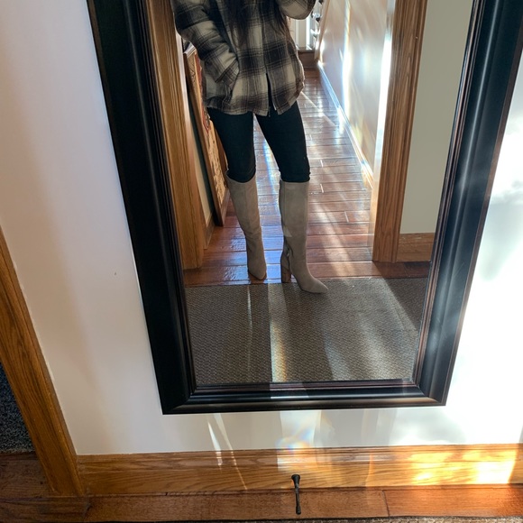 NWOB Steve Madden Tan Suede Fiela Knee High Boots - Picture 8 of 10